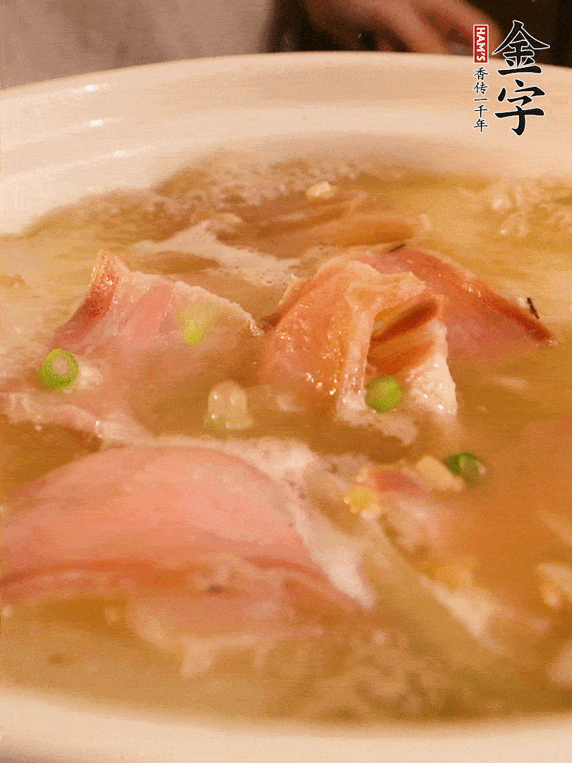 最后撒點蔥花。